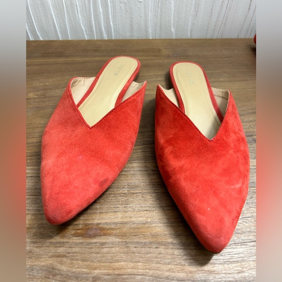Red mules- perfect for the holidays and Valentines 💌 - Picture 2 of 8